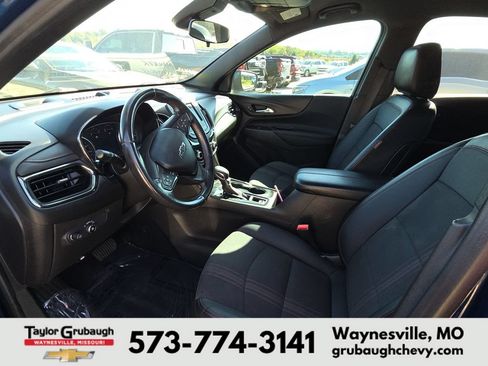 Used 2022 Chevrolet Equinox RS w/ LPO, Floor Liner Package FWD image 8