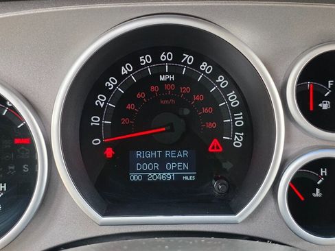 Used 2011 Toyota Sequoia Limited image 65