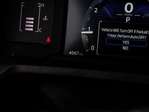 Used 2025 Toyota Tacoma SR5 image 18