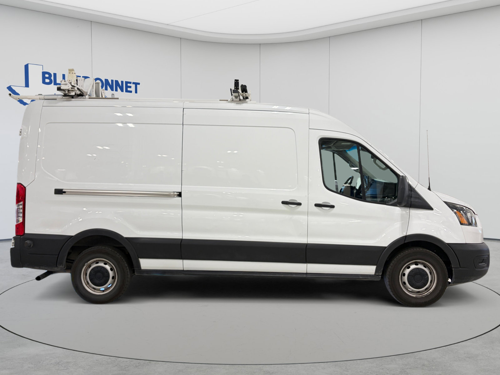 Used 2020 Ford Transit 250 Medium Roof w/ Upfitter Package RWD image 3