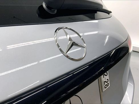 Used 2026 Mercedes-Benz GLC 300 image 14
