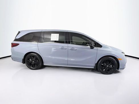 Used 2023 Honda Odyssey Sport image 8