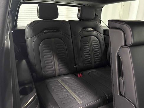 Used 2025 Rivian R1S Adventure image 24