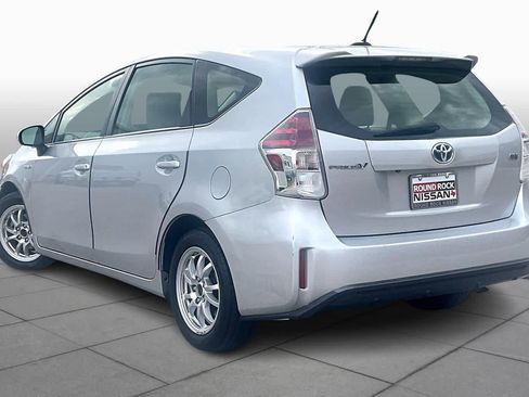 Used 2017 Toyota Prius V Four image 11
