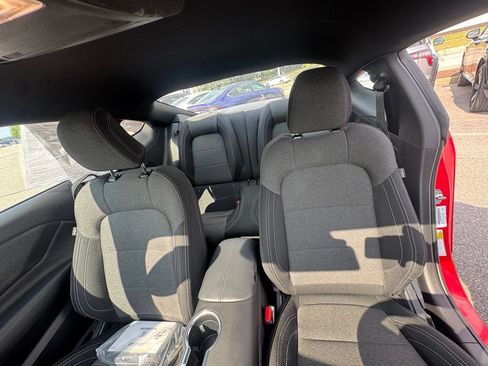Used 2025 Ford Mustang Coupe RWD image 22