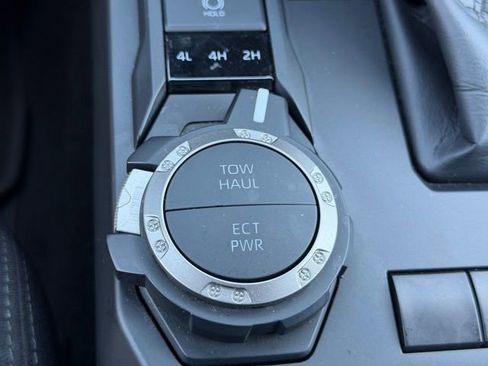 Used 2024 Toyota Tacoma SR5 image 21