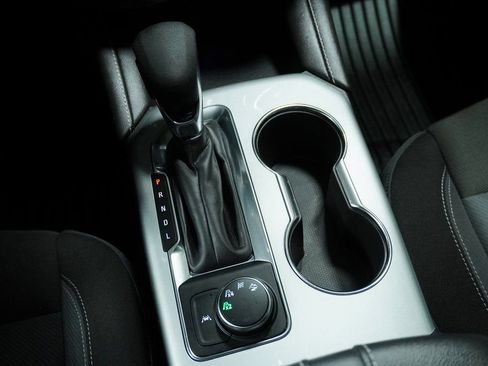 Used 2023 Chevrolet Blazer LT w/ Driver Confidence Package image 18