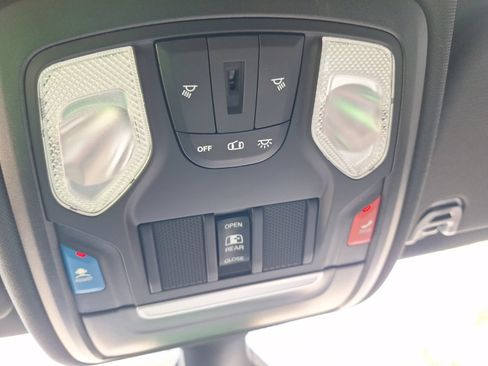 Used 2022 RAM 1500 Lone Star AWD/4WD image 31