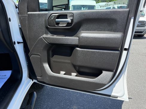 Used 2020 GMC Sierra 2500 2WD Crew Cab w/ Convenience Package image 29