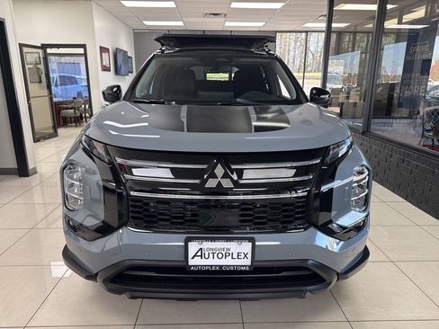 New 2026 Mitsubishi Outlander Trail Edition image 2