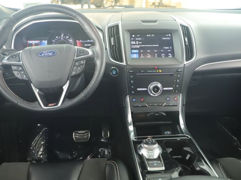 Used 2019 Ford Edge ST w/ Equipment Group 401A image 19