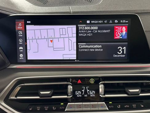 Used 2022 BMW X6 xDrive40i w/ Executive Package image 22