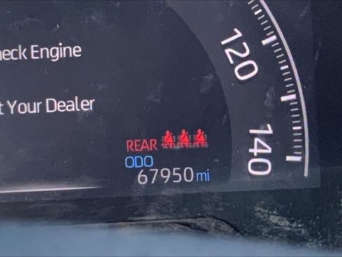 Used 2022 Toyota RAV4 Limited AWD/4WD image 25