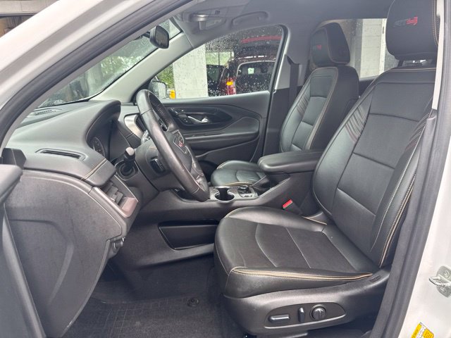 Used 2022 GMC Terrain AT4 AWD/4WD image 9
