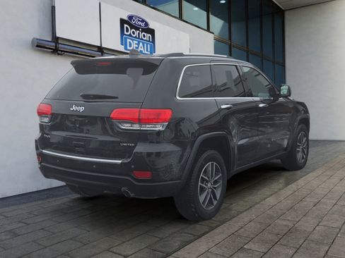 Used 2018 Jeep Grand Cherokee Limited image 3