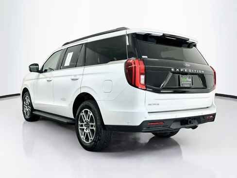 Used 2025 Ford Expedition Active AWD/4WD image 5