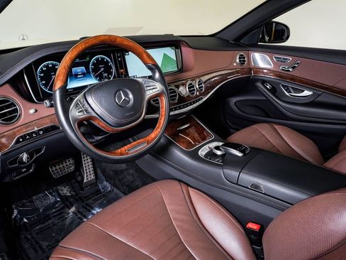 Used 2016 Mercedes-Benz S 550 4MATIC Sedan image 19