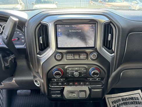 Used 2021 Chevrolet Silverado 1500 LT w/ Texas Edition Plus image 17