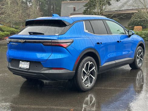 New 2026 Chevrolet Equinox EV LT image 5