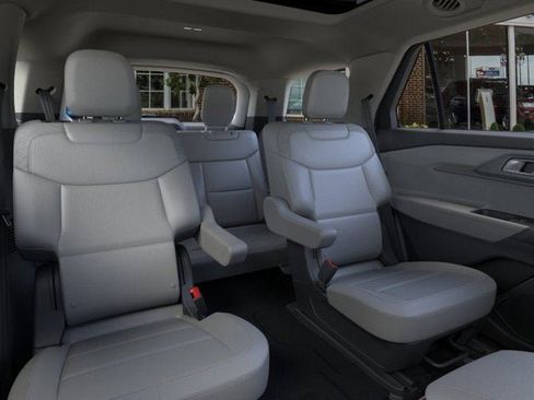 New 2026 Ford Explorer Active w/ Active Comfort Package image 34