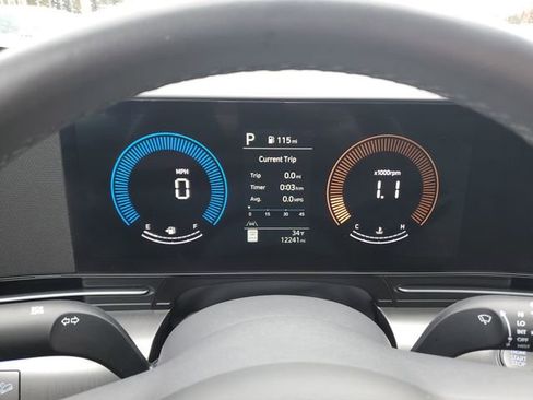 Used 2025 Hyundai Kona SEL image 24