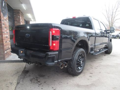 Used 2023 Ford F250 Lariat w/ Lariat Ultimate Package AWD/4WD image 13