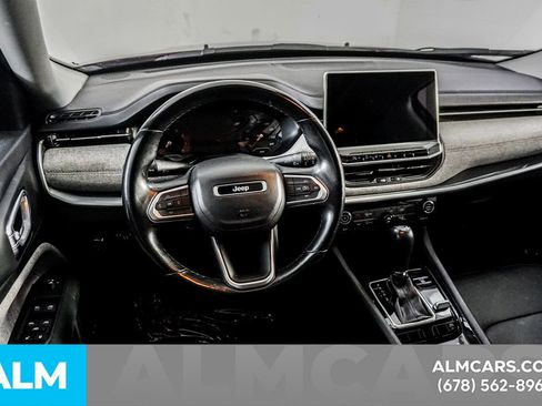 Used 2022 Jeep Compass Latitude w/ Sun and Sound Group AWD/4WD image 26