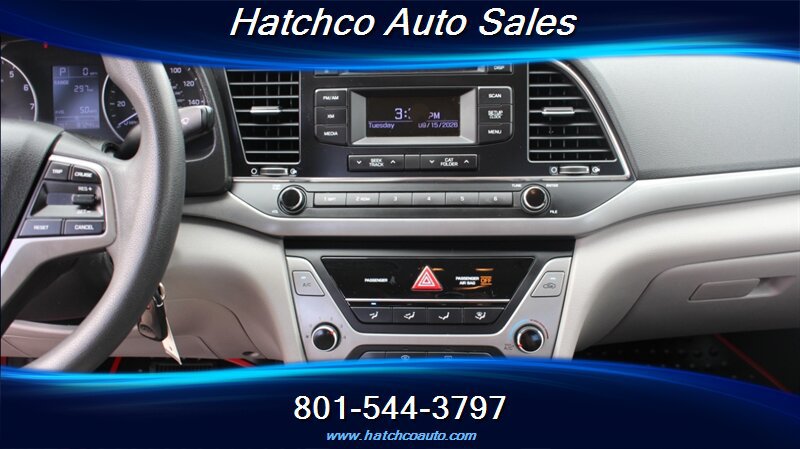 Used 2017 Hyundai Elantra SE FWD image 15