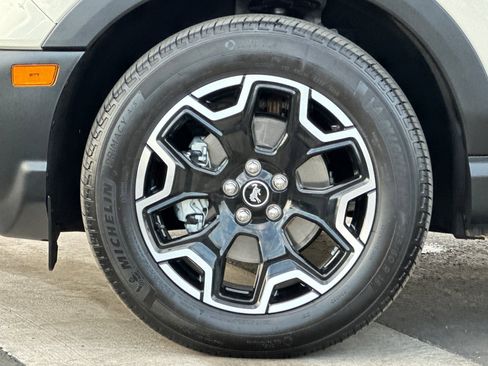 Certified 2025 Ford Bronco Sport Outer Banks w/ Outer Banks Tech Package+ image 26