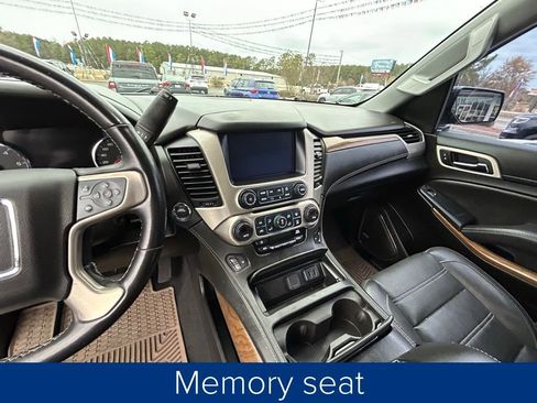 Used 2020 GMC Yukon Denali image 35