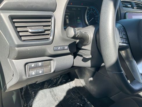 Used 2023 Nissan Leaf SV Plus image 15