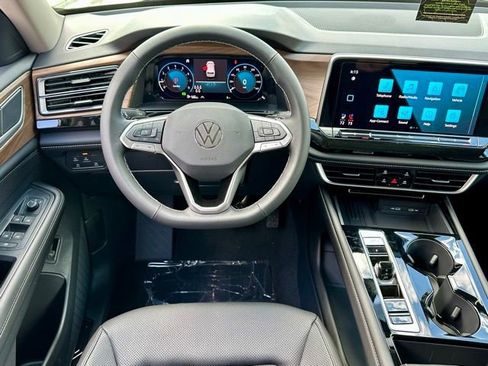 New 2026 Volkswagen Atlas SE AWD/4WD image 16