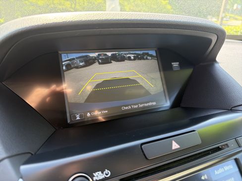 Used 2020 Acura MDX SH-AWD image 9