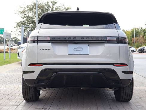 Used 2026 Land Rover Range Rover Evoque Dynamic SE AWD/4WD image 9