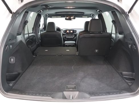 Used 2024 Honda Passport Black Edition image 35