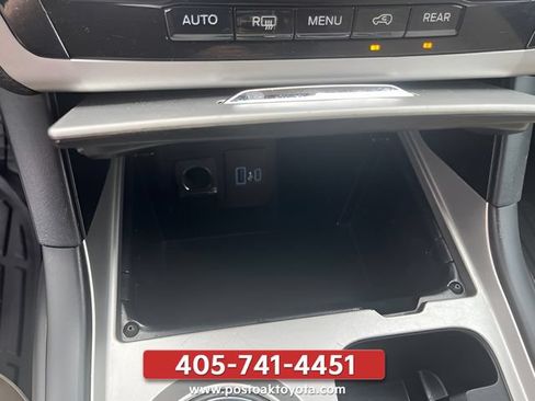 Used 2022 Ford Explorer 4WD image 18