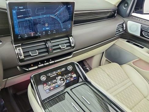 Used 2024 Lincoln Navigator L Black Label image 47