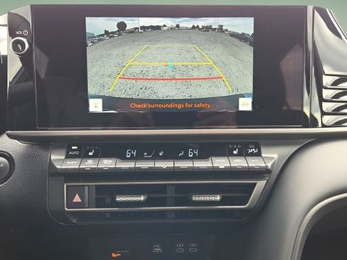 Used 2025 Toyota Camry XSE FWD image 32