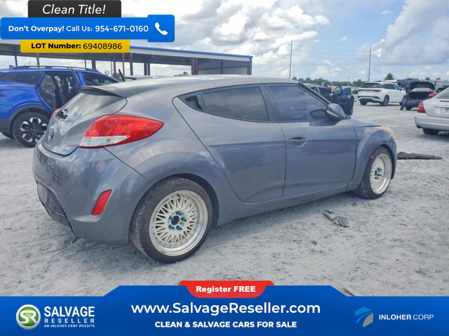 Used 2015 Hyundai Veloster w/ Option Group 03 FWD image 4
