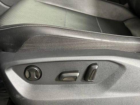 Used 2019 Volkswagen Tiguan SE AWD/4WD image 22