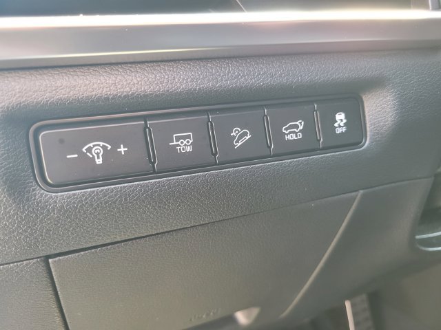 Used 2024 Kia Telluride SX X-Line AWD/4WD image 17