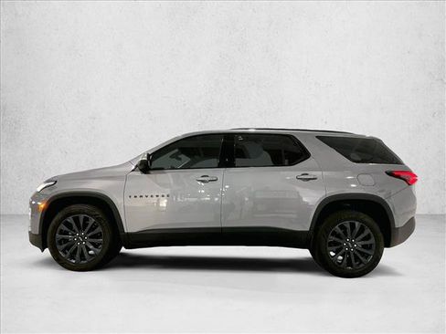 Used 2023 Chevrolet Traverse RS FWD image 6
