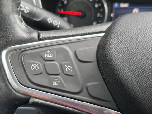 Used 2019 Chevrolet Equinox LT FWD image 8