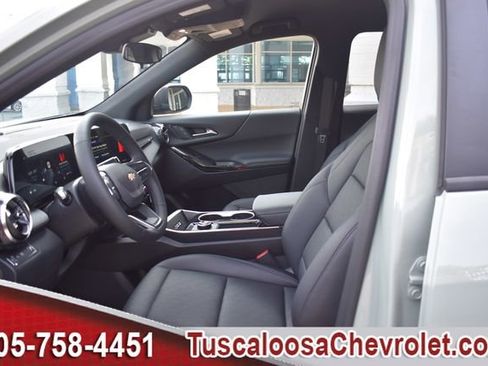 New 2026 Chevrolet Equinox LT w/ Convenience Package II image 14