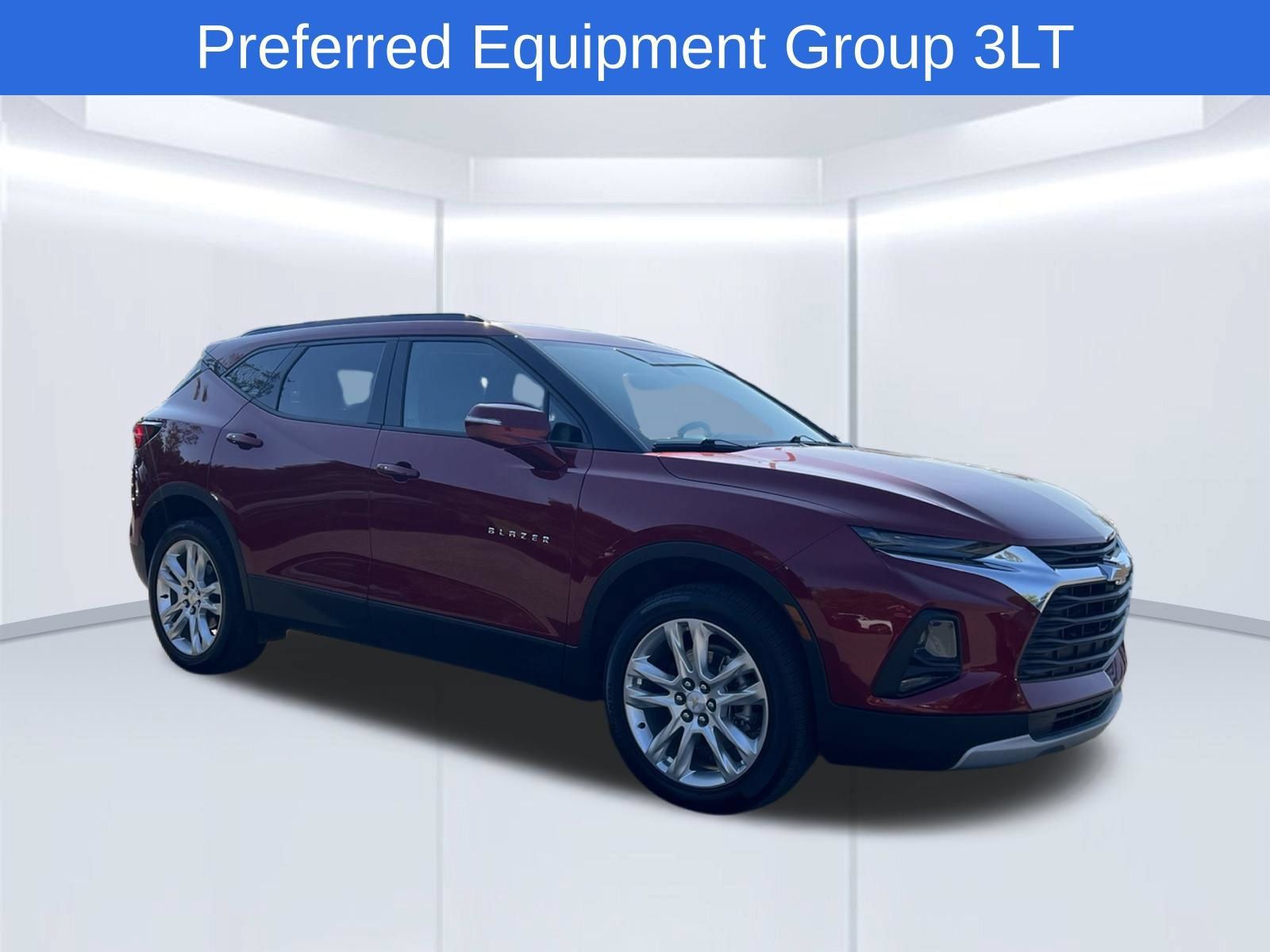 Used 2021 Chevrolet Blazer LT w/ Sound & Technology Package FWD image 3