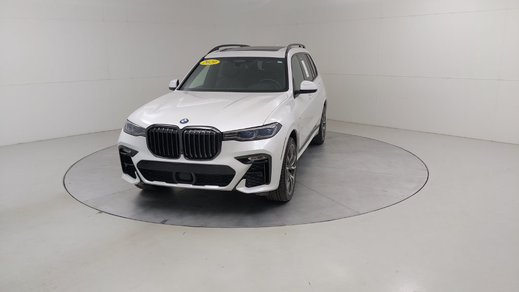 Used 2020 BMW X7 M50i AWD/4WD image 11