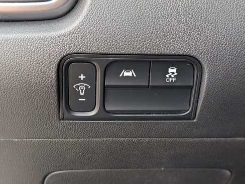 Certified 2022 Kia Sorento LX AWD/4WD image 23