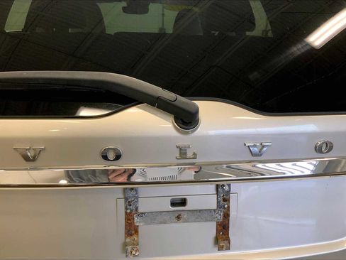 Used 2017 Volvo XC60 T5 Inscription w/ Preferred Option Package image 32