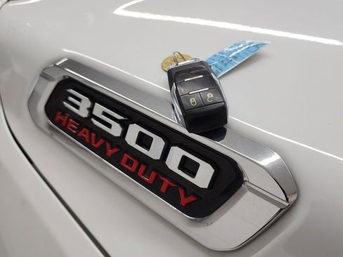 Used 2022 RAM 3500 Big Horn AWD/4WD image 38