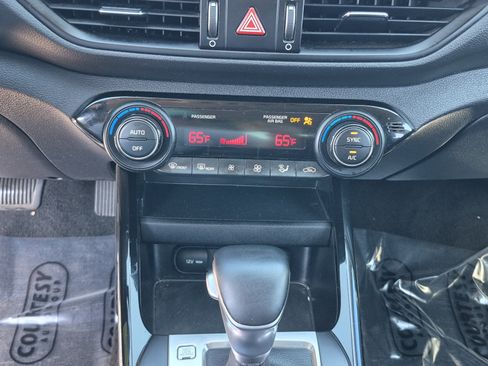 Used 2019 Kia Forte S w/ S Premium Package FWD image 26